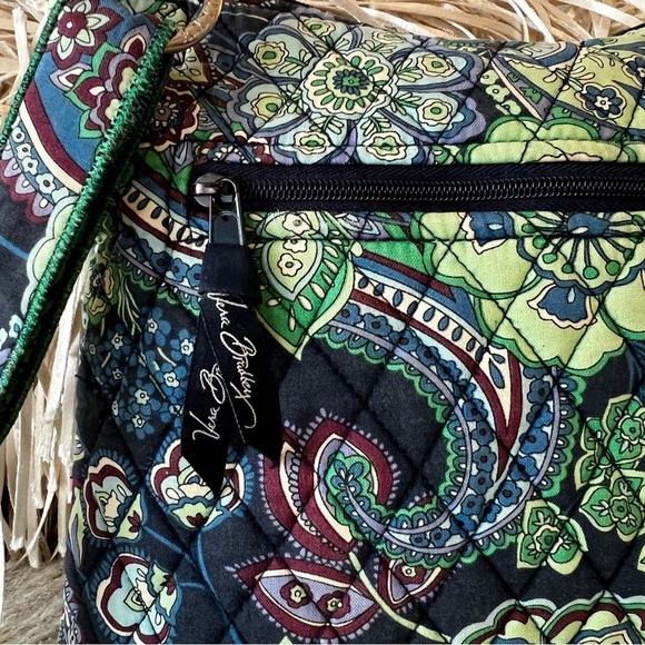 VERA BRADLEY Rhythm & Blues 2011 Zip Hipster Crossbody Navy Green Paisley - Picture 8 of 17